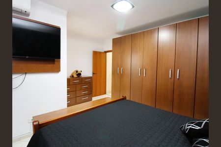 Casa à venda com 156m², 3 quartos e 4 vagasSuíte