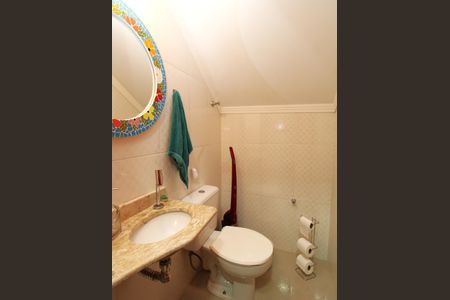 Casa à venda com 156m², 3 quartos e 4 vagasLavabo