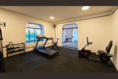 Apartamento à venda com 284m², 5 quartos e 3 vagas Apartamento à venda com 284m², 5 quartos e 3 vagasÁrea comum - Academia