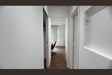 Apartamento à venda com 93m², 2 quartos e 2 vagas Apartamento à venda com 93m², 2 quartos e 2 vagasCorredor