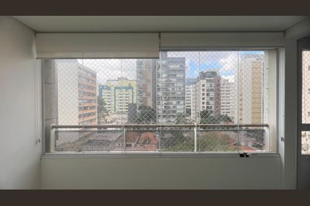 Apartamento à venda com 93m², 2 quartos e 2 vagas Apartamento à venda com 93m², 2 quartos e 2 vagasSala privativa