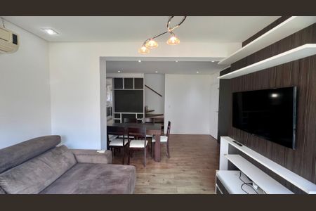 Apartamento à venda com 93m², 2 quartos e 2 vagas Apartamento à venda com 93m², 2 quartos e 2 vagasSala de TV