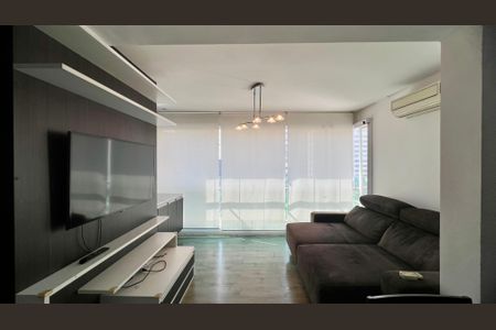 Apartamento à venda com 93m², 2 quartos e 2 vagas Apartamento à venda com 93m², 2 quartos e 2 vagasSala de TV