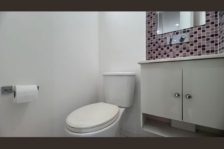 Apartamento à venda com 93m², 2 quartos e 2 vagas Apartamento à venda com 93m², 2 quartos e 2 vagasLavabo