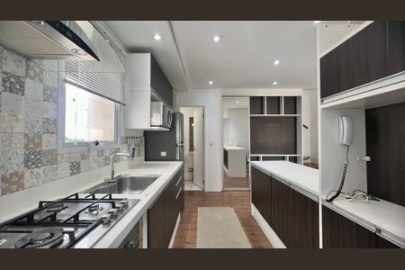 Apartamento à venda com 93m², 2 quartos e 2 vagas Apartamento à venda com 93m², 2 quartos e 2 vagasCozinha