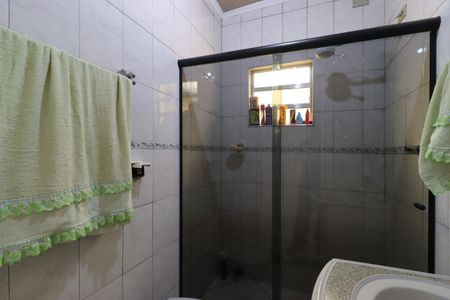 Casa à venda com 257m², 2 quartos e 1 vagaBanheiro 1