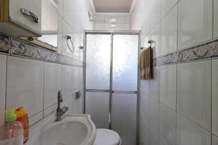 Casa à venda com 257m², 2 quartos e 1 vagaBanheiro 2