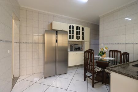 Casa à venda com 257m², 2 quartos e 1 vagaCozinha 1