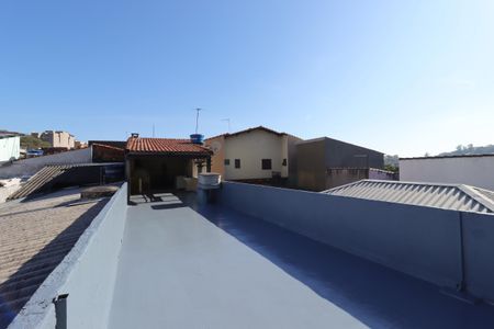 Casa à venda com 257m², 2 quartos e 1 vagaQuintal