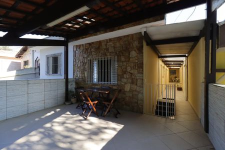 Casa à venda com 257m², 2 quartos e 1 vagaVaranda