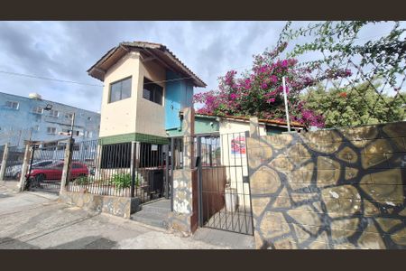 Apartamento à venda com 47m², 2 quartos e 1 vaga Apartamento à venda com 47m², 2 quartos e 1 vagaFachada