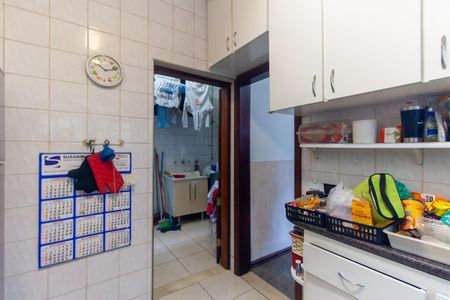 Casa à venda com 358m², 3 quartos e 2 vagas Casa à venda com 358m², 3 quartos e 2 vagasCozinha