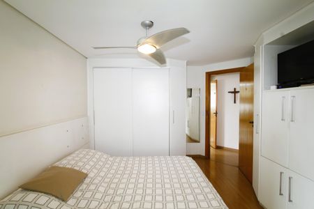 Apartamento à venda com 170m², 4 quartos e 3 vagas Suíte 1