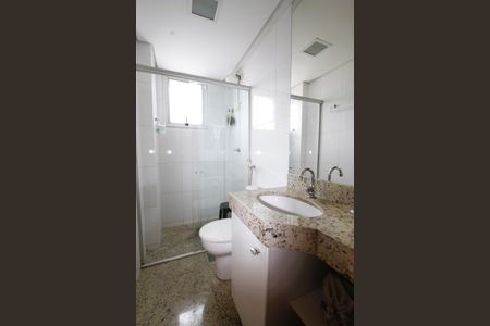 Apartamento à venda com 170m², 4 quartos e 3 vagasBanheiro da Suíte 1