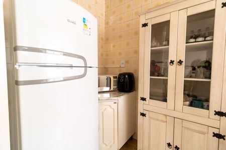 Apartamento à venda com 44m², 1 quarto e sem vaga Apartamento à venda com 44m², 1 quarto e sem vagaCozinha e Área de Serviço