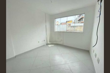 Casa de condomínio à venda com 92m², 3 quartos e 2 vagas