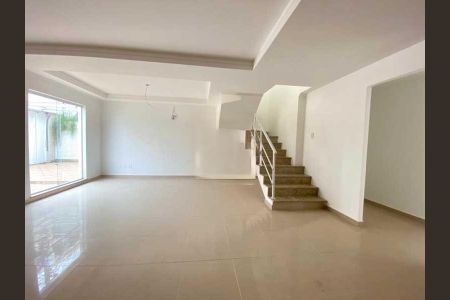 Casa à venda com 183m², 3 quartos e 3 vagas