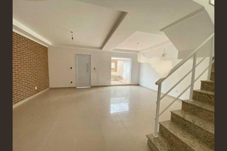 Casa à venda com 183m², 3 quartos e 3 vagas