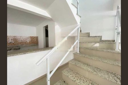 Casa de condomínio à venda com 118m², 4 quartos e 3 vagas