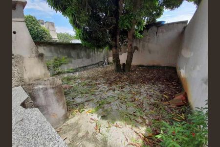 Casa à venda com 120m², 3 quartos e 1 vaga