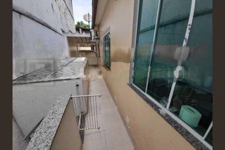 Casa à venda com 120m², 3 quartos e 1 vaga