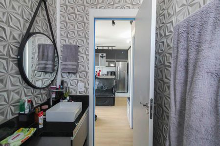 Apartamento à venda com 44m², 2 quartos e 1 vaga Apartamento à venda com 44m², 2 quartos e 1 vagaBanheiro