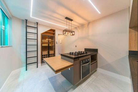 Casa à venda com 215m², 3 quartos e 4 vagas Casa à venda com 215m², 3 quartos e 4 vagasCozinha