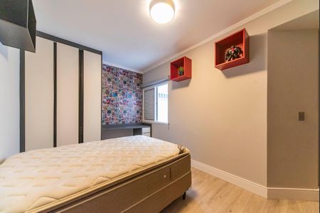 Casa à venda com 215m², 3 quartos e 4 vagas Casa à venda com 215m², 3 quartos e 4 vagasQuarto 2