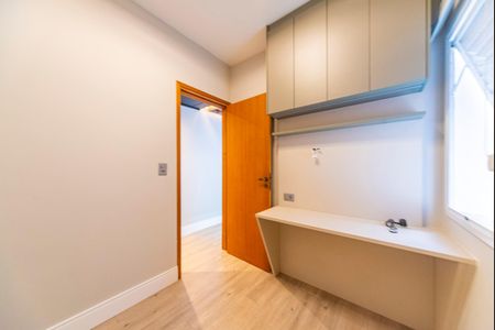 Casa à venda com 215m², 3 quartos e 4 vagas Casa à venda com 215m², 3 quartos e 4 vagasQuarto 1