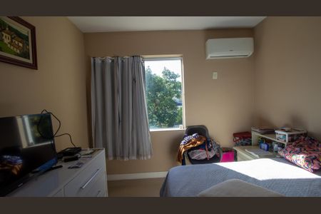 Casa de condomínio para alugar com 235m², 4 quartos e 2 vagasQuarto 2