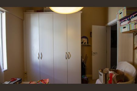 Casa de condomínio para alugar com 235m², 4 quartos e 2 vagasQuarto 1