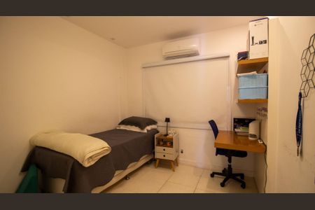 Casa de condomínio para alugar com 235m², 4 quartos e 2 vagas Casa de condomínio para alugar com 235m², 4 quartos e 2 vagasQuarto 1