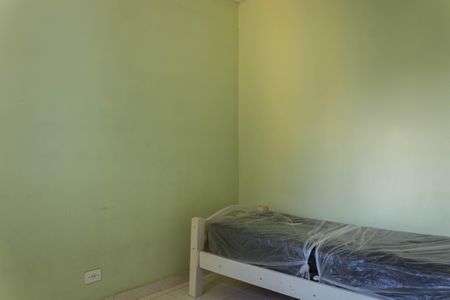 Casa à venda com 200m², 5 quartos e 2 vagas Casa à venda com 200m², 5 quartos e 2 vagasQuarto 1  ( Casa 2)