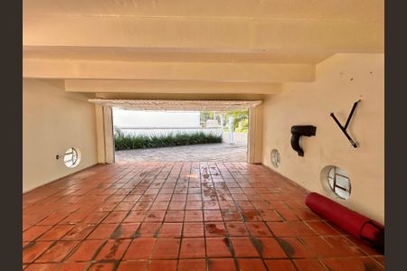 Casa à venda com 253m², 3 quartos e 2 vagasGaragem