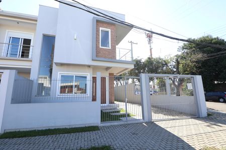 Casa à venda com 132m², 3 quartos e 3 vagasFachada