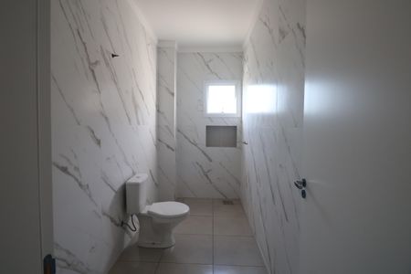 Casa à venda com 132m², 3 quartos e 3 vagasBanheiro da Suíte