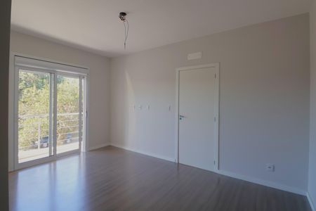Casa à venda com 132m², 3 quartos e 3 vagasSuite