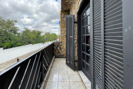 Casa à venda com 160m², 3 quartos e 1 vaga Casa à venda com 160m², 3 quartos e 1 vagaSacada do Quarto 2 - Casa 2
