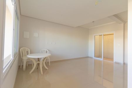 Casa à venda com 123m², 3 quartos e 2 vagas Casa à venda com 123m², 3 quartos e 2 vagasSala