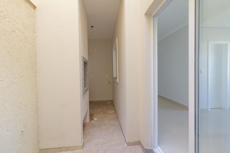 Casa à venda com 123m², 3 quartos e 2 vagas Casa à venda com 123m², 3 quartos e 2 vagasCorredor