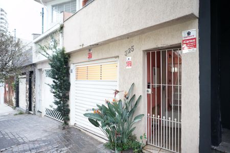 Casa à venda com 200m², 4 quartos e 2 vagasFachada