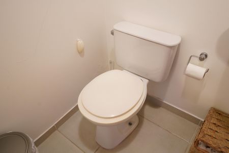 Casa à venda com 200m², 4 quartos e 2 vagasBanheiro da Suíte 1