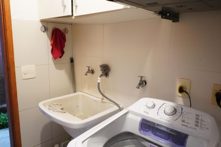 Casa à venda com 200m², 4 quartos e 2 vagasÁrea de Serviço