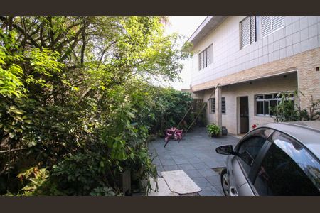 Casa à venda com 180m², 3 quartos e 2 vagas Casa à venda com 180m², 3 quartos e 2 vagasÁrea comum