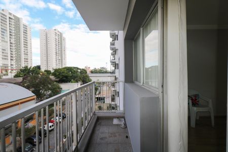 Apartamento à venda com 86m², 3 quartos e 1 vaga Apartamento à venda com 86m², 3 quartos e 1 vagaVaranda da Sala