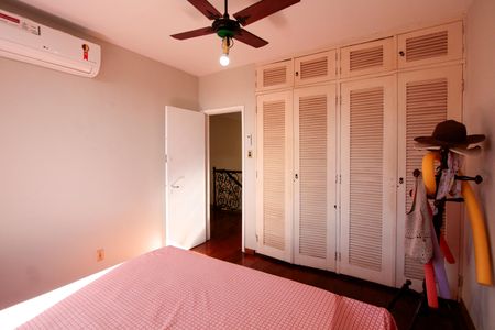 Casa de condomínio para alugar com 440m², 6 quartos e 4 vagasQuarto 3