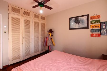 Casa de condomínio para alugar com 440m², 6 quartos e 4 vagasQuarto 3