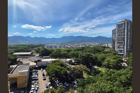 Apartamento à venda com 75m², 2 quartos e 3 vagas Apartamento à venda com 75m², 2 quartos e 3 vagasVista da Varanda