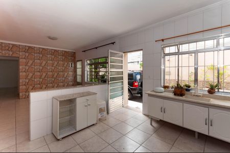 Casa para alugar com 60m², 1 quarto e sem vaga Casa para alugar com 60m², 1 quarto e sem vagaCozinha Americana