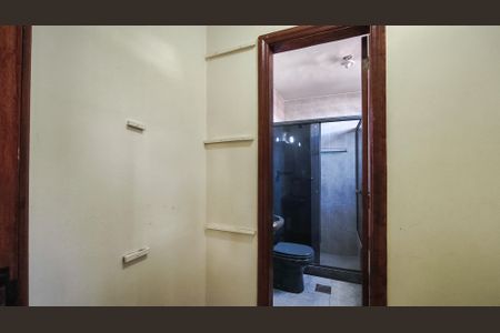 Casa à venda com 180m², 4 quartos e 1 vagaCloset da suíte